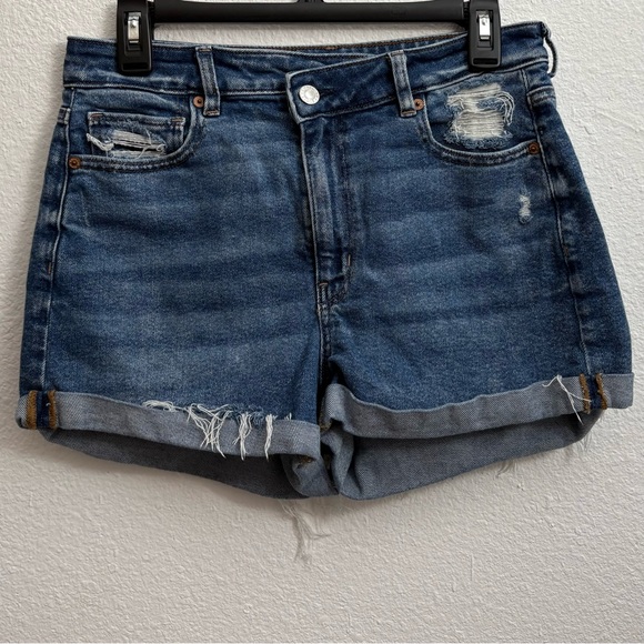 American Eagle AE Stretch Mom Short Distressed Denim Dark Blue Jean size 8 - Picture 8 of 9